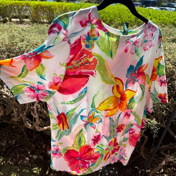 Lauren Ralph Lauren Tropical floral print Short Sleeve T-shirt Top Plus 2X NWT - Picture 1 of 9